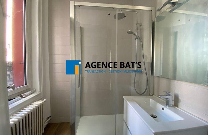 Chambre en colocation Loyer 340  charges 60 /mois — photo 4