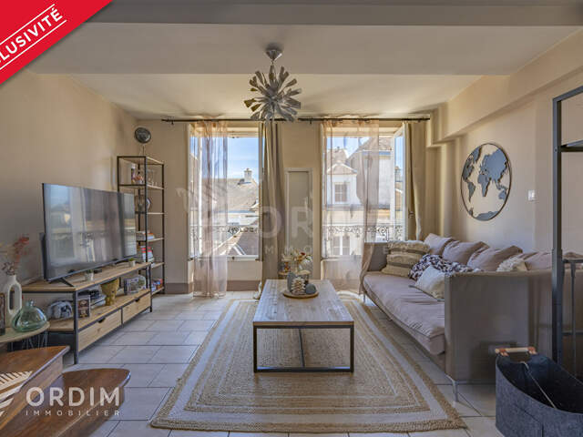 F2 en duplex, vendu meublé !!! — photo du bien