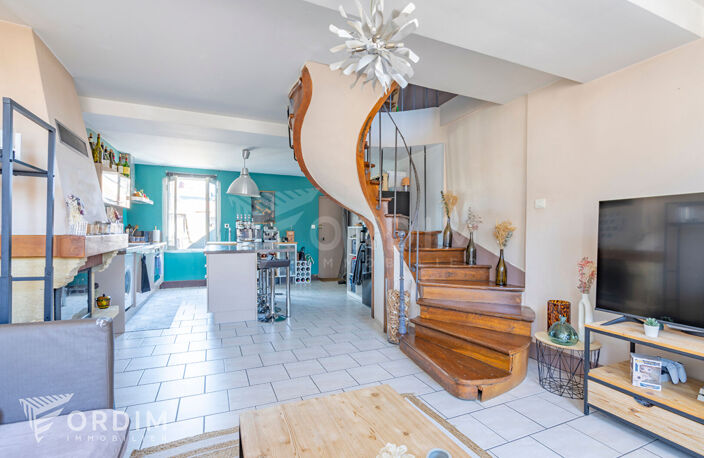 F2 en duplex, vendu meublé !!! — photo 2