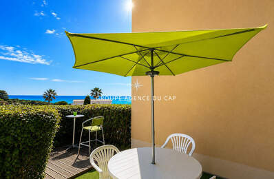 À VENDRE APPARTEMENT T2 À PIED DES PLAGES AVEC VUE MER, À SAINT-AYGULF — photo du bien