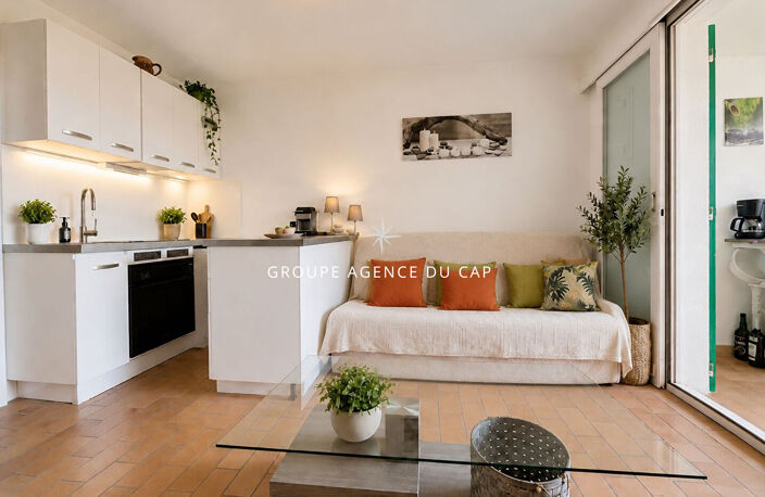 À VENDRE APPARTEMENT T2 À PIED DES PLAGES AVEC VUE MER, À SAINT-AYGULF — photo 4