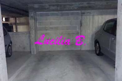 Garage  77 €