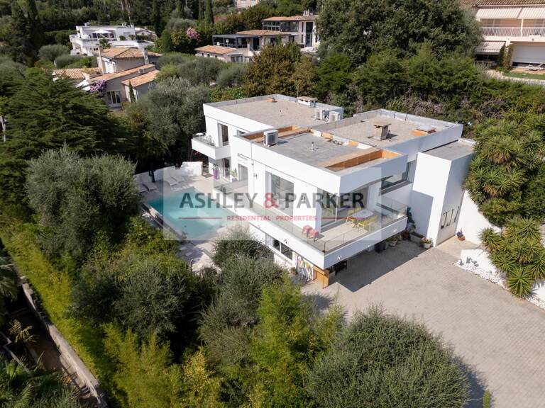 VILLA 6 PIÈCES — photo 1