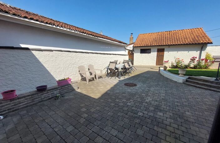 Maison familiale de 155 m² avec jardin à Iteuil — photo 5