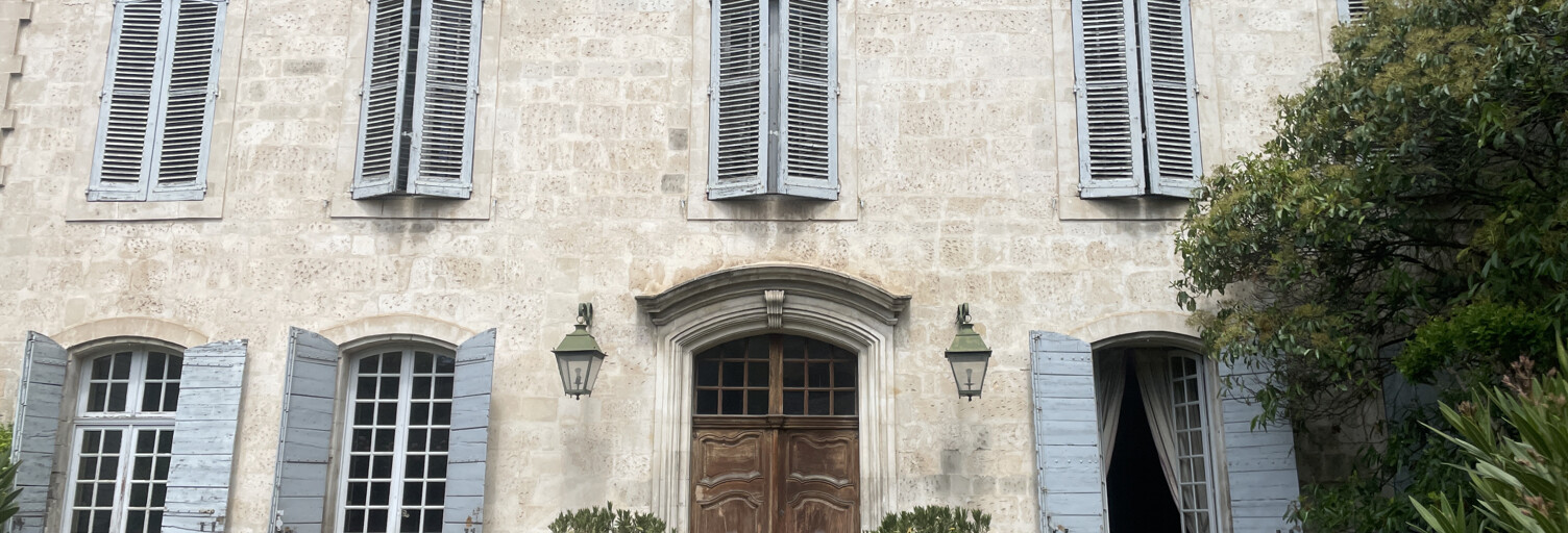 Maison 21 Pièces 700 m² à vendre à Apt (84400)