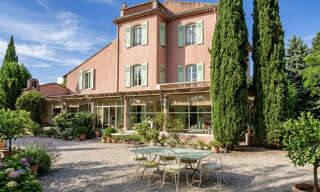 Maison 16 Pièces 648 m² à vendre à Orgon (13660)