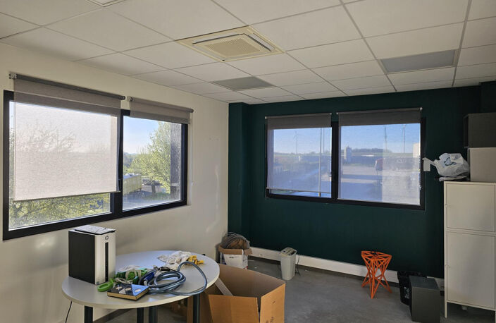 Bâtiment à usage professionnel de 321 m2, Secteur de Tincque — photo 5