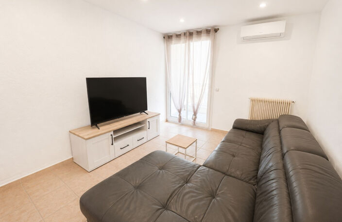 APPARTEMENT DE TYPE 6 / BALCON / CAVE / RESIDENCE SECURISEE — photo 3