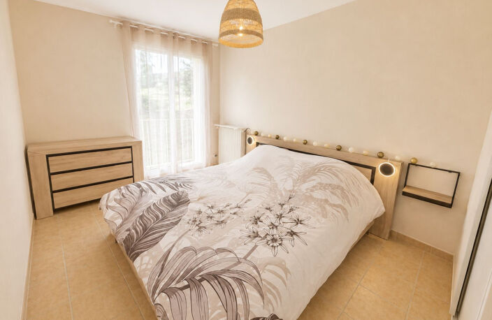 APPARTEMENT DE TYPE 6 / BALCON / CAVE / RESIDENCE SECURISEE — photo 4