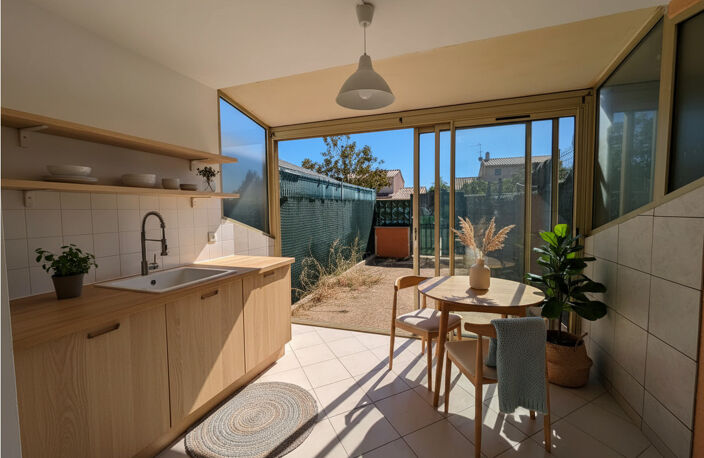 EXCLUSIVITE STUDIO RDJ SUD SECTEUR PORT LA LONDE LES MAURES — photo 2