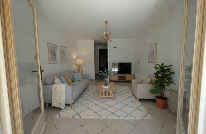 EXCLUSIVITE STUDIO RDJ SUD SECTEUR PORT LA LONDE LES MAURES — photo 3