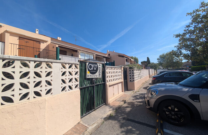 EXCLUSIVITE STUDIO RDJ SUD SECTEUR PORT LA LONDE LES MAURES — photo 5