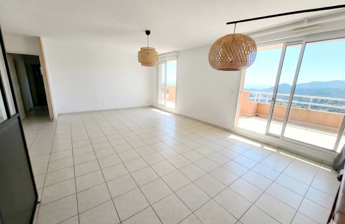 Superbe appartement 4 pièces vue mer à Mandelieu — photo 5