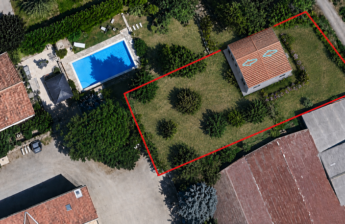 A VENDRE - CAZEDARNES - TERRAIN CONSTRUCIBLE ET VIABILISE DE — photo 2