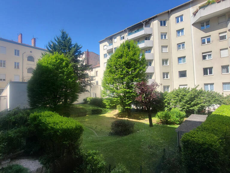 appartement T4 , au calme, avec balcon et garage — photo 1