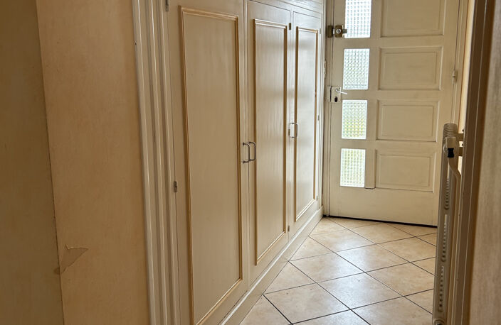 Poitiers Quartier Ganterie- Maison Type 3 /4 avec garage et — photo 2