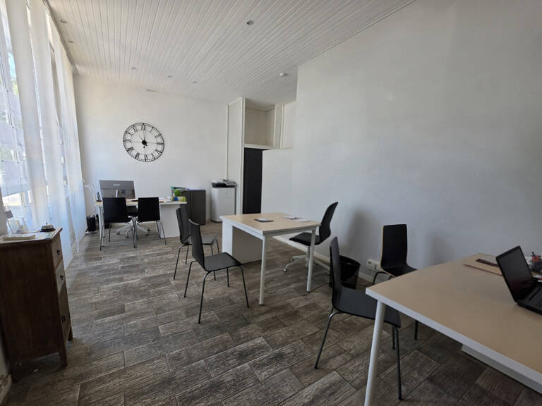 Cession droit au bail - local commercial Vitrolles village — photo 1