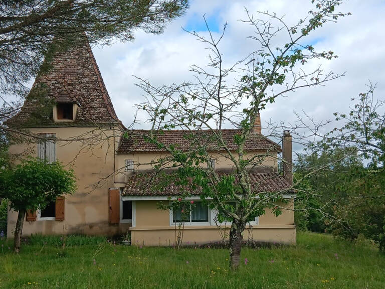 SAINT VIVIEN DE MONSEGUR ENTRE CIEL ET CAMPAGNE...  UNE PROPRI — photo 1