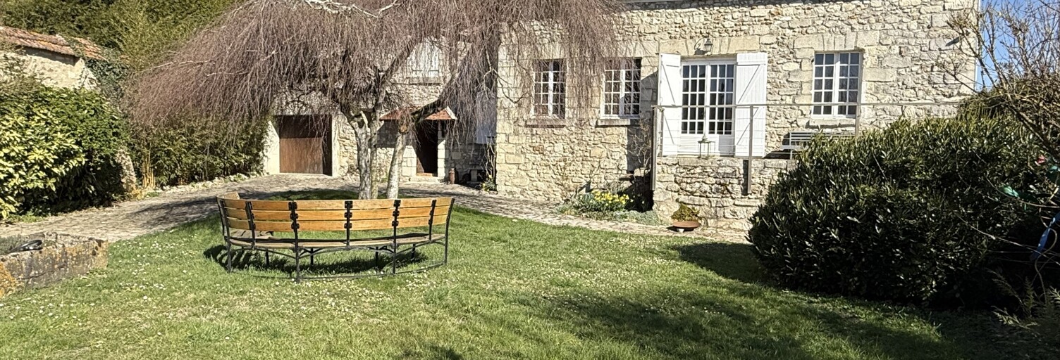 Maison 9 Pièces 376 m² à vendre à Coulonges-Cohan (02130)