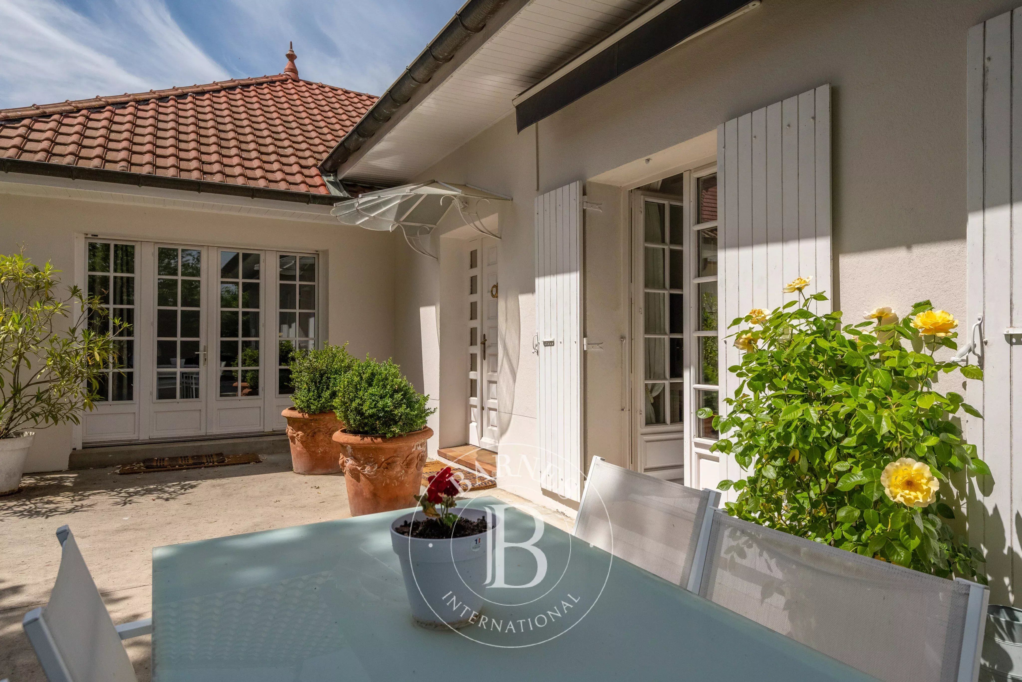 Maison S T8