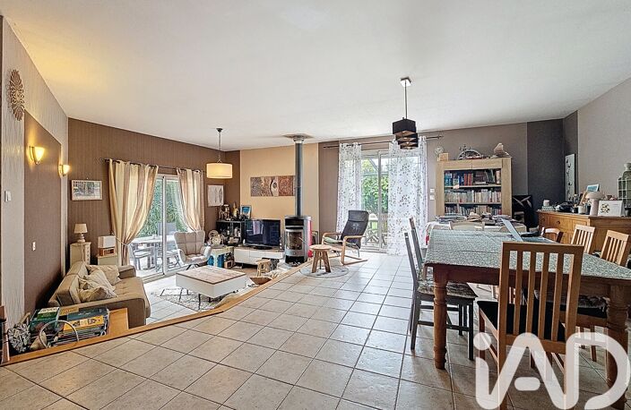 Vente Maison/villa 4 pièces — photo 3