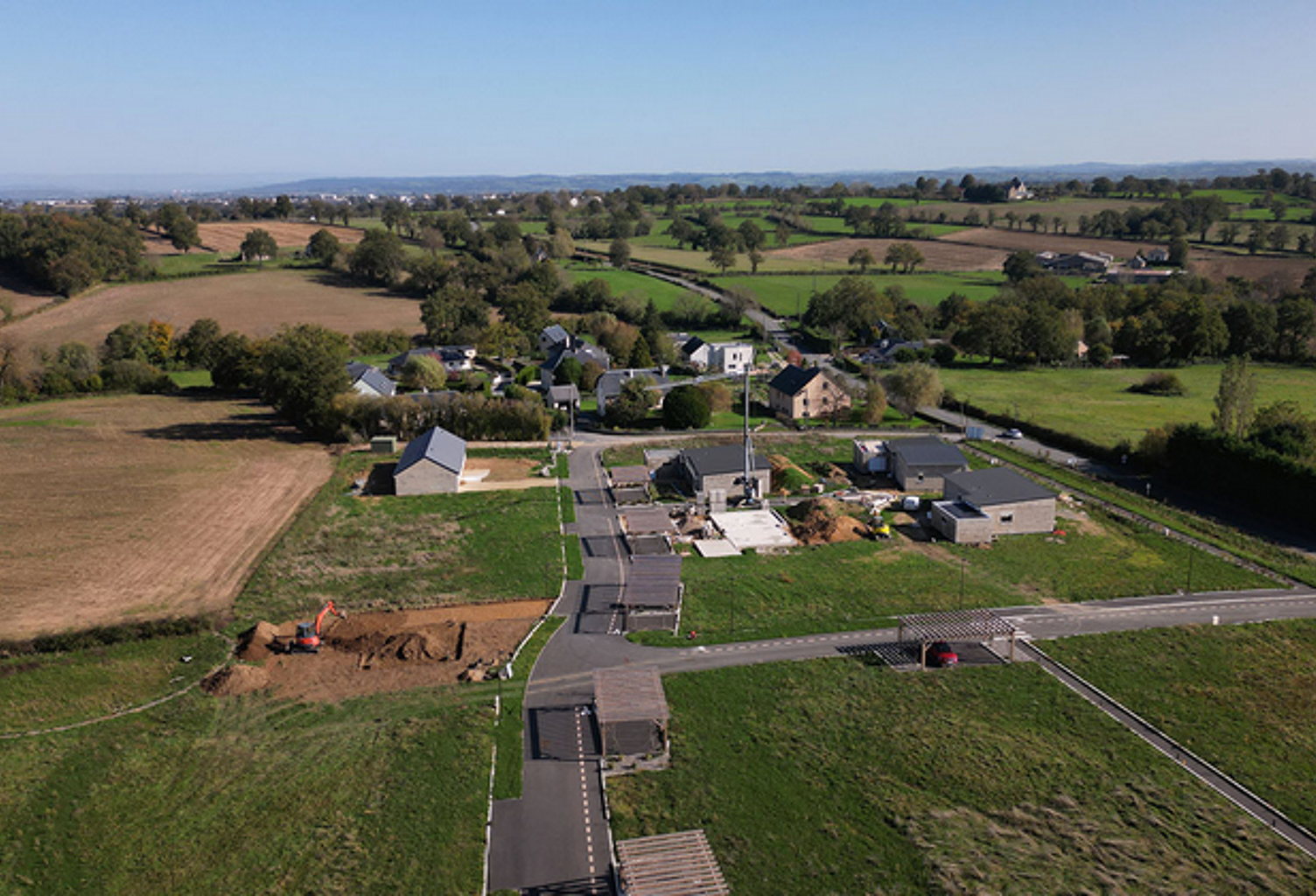 Terrain viabilisé - 742 m2 - CEIGNAC — photo 1