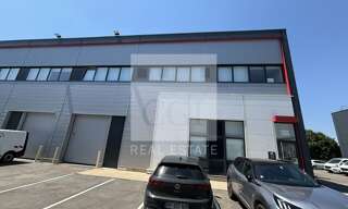 Commerce  403 m² à louer à Meyzieu (69330)