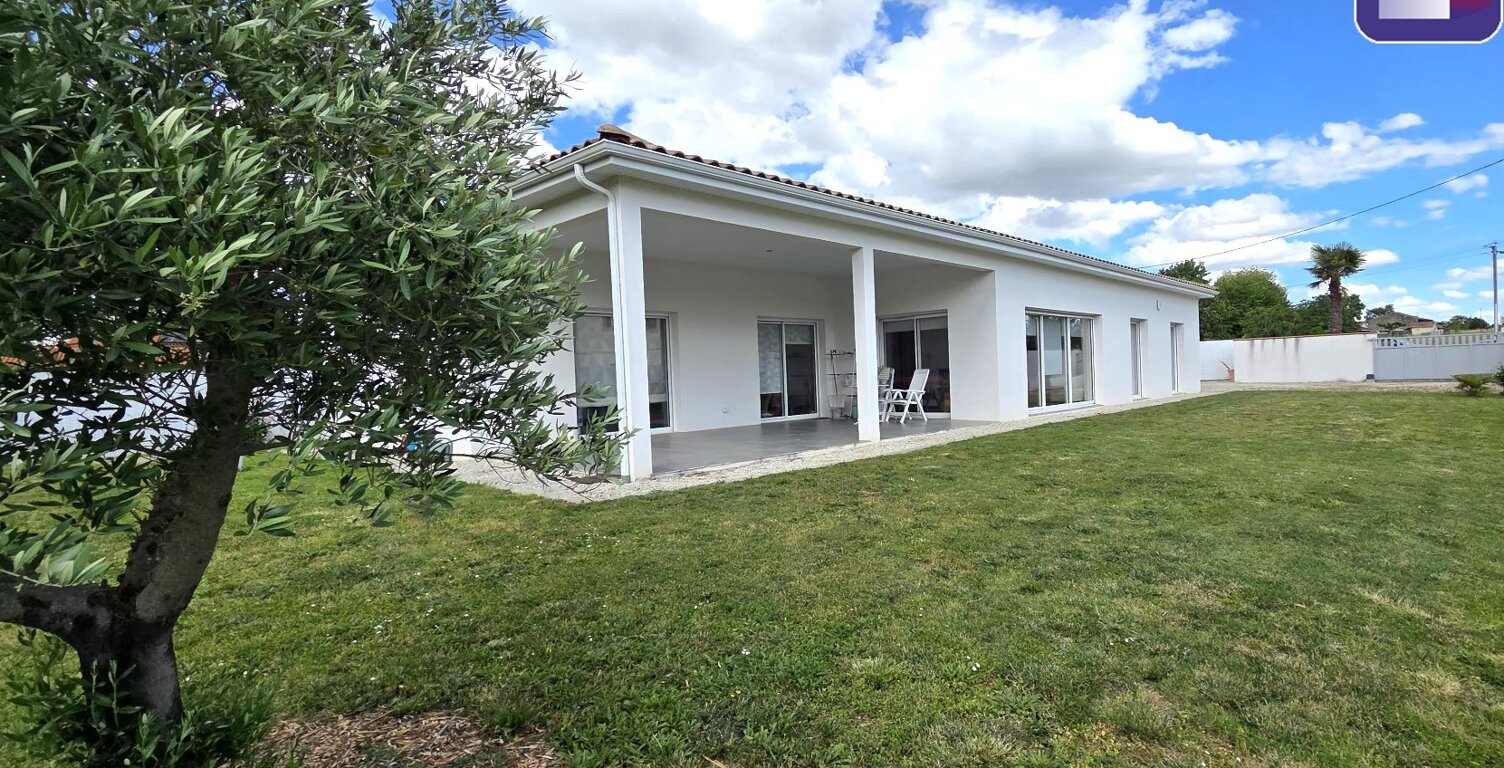 Vente maison 5 pièces 165 m² Le Vernet (09700) — photo 1