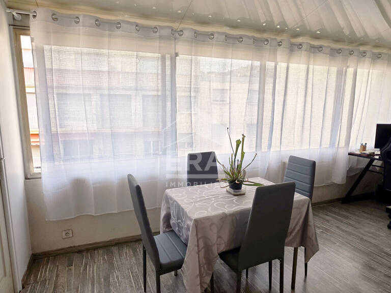 Coup de coeur : 3 pièces traversant avec terrasse et parking Secteur Béal — photo 1