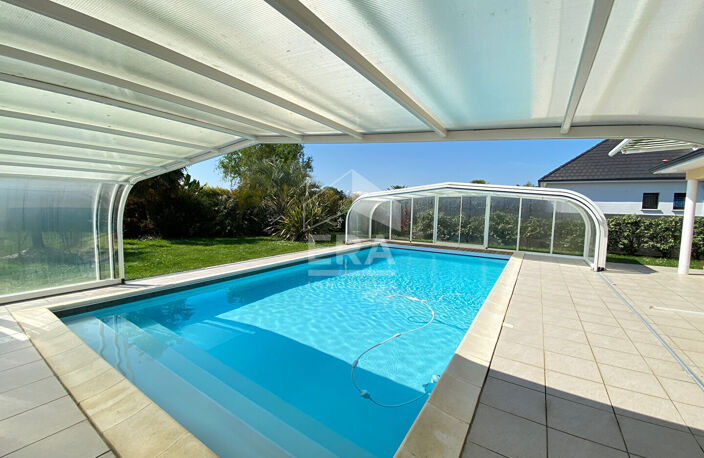 Secteur Soumoulou : Maison récente haut de gamme, avec piscine et spa ! — photo 3