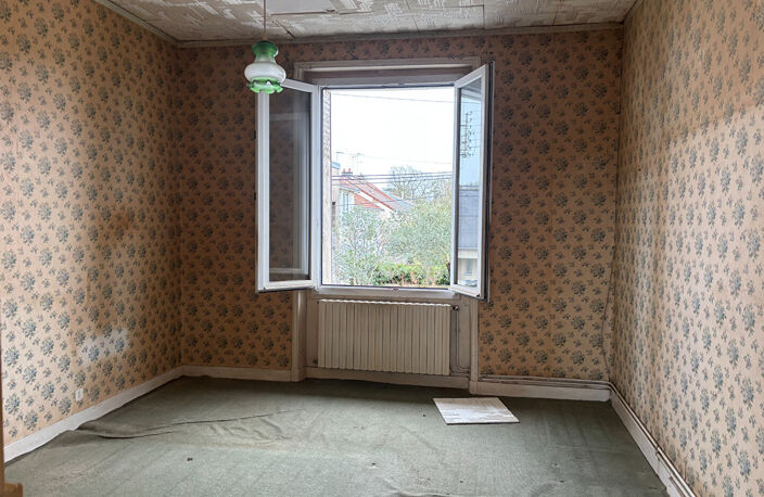 MAISON 3 PIECES ROND-POINT-DE-PARIS — photo 3