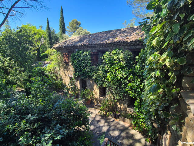 Ancien moulin - 246 m² habitables + dépendances - Unique — photo du bien