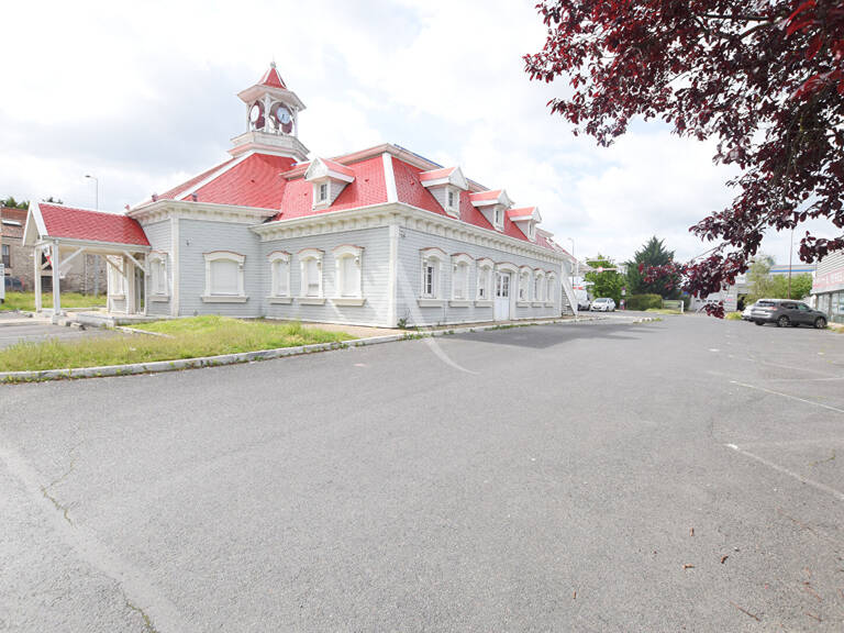 Local commercial Pierrelaye 1158 m2 — photo 1