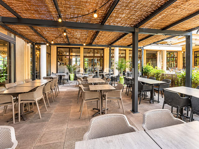 À vendre - Fonds de commerce restaurant entièrement équipé - Aix Les Milles — photo du bien