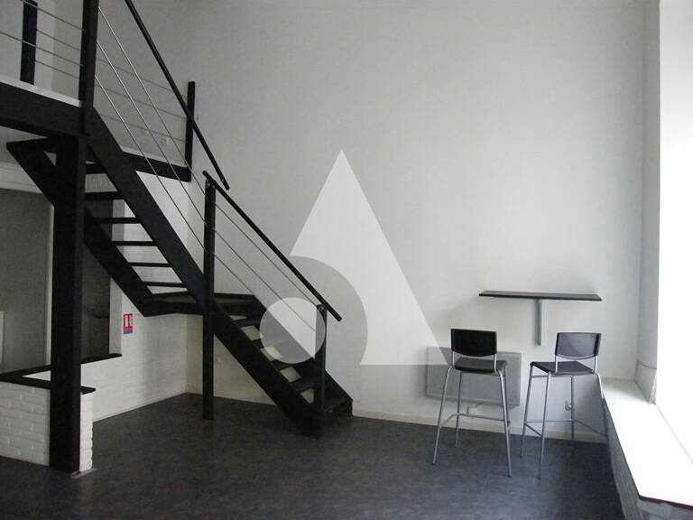 Local commercial, grande vitrine, hyper centre de Douai — photo 1