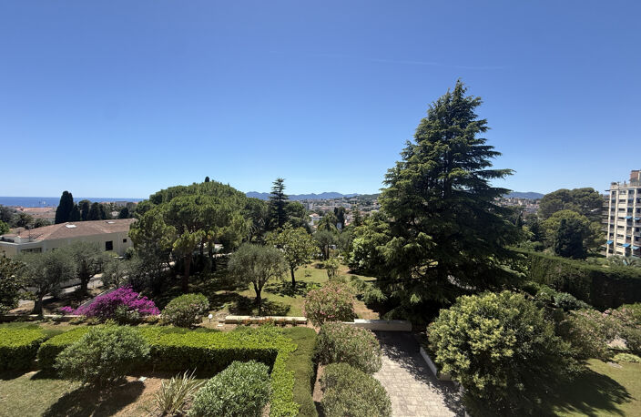 A LOUER 3 PIECES RESIDENCE GRAND STANDING CANNES OXFORD — photo 2