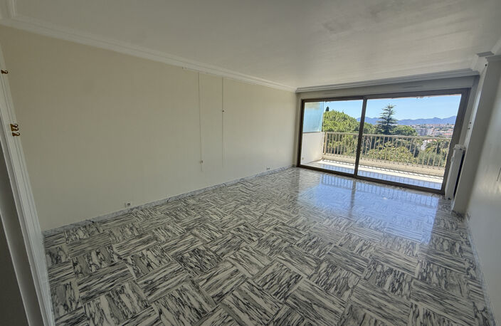 A LOUER 3 PIECES RESIDENCE GRAND STANDING CANNES OXFORD — photo 4