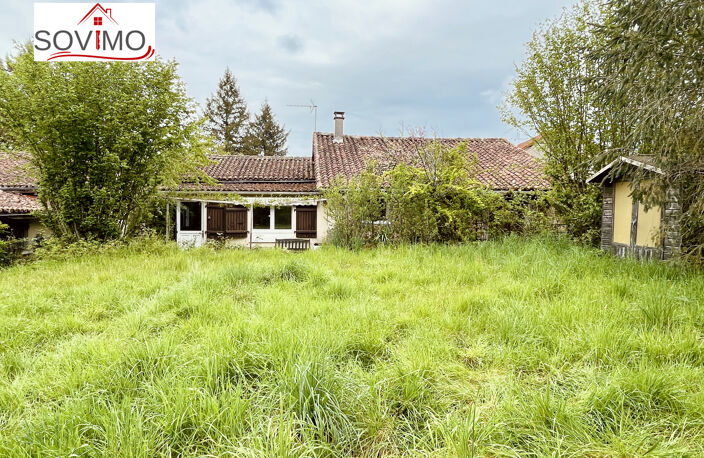MAISON DE BOURG INDÉPENDANTE AVEC JARDIN ET DÉPENDANCES — photo 5