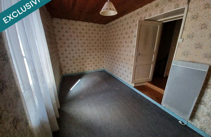 Maison avec dépendances en pierres, cour et jardin — photo 4