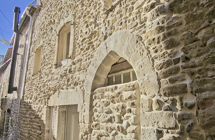 Une maison de caractère en pierre, une rénovation réussie — photo 5