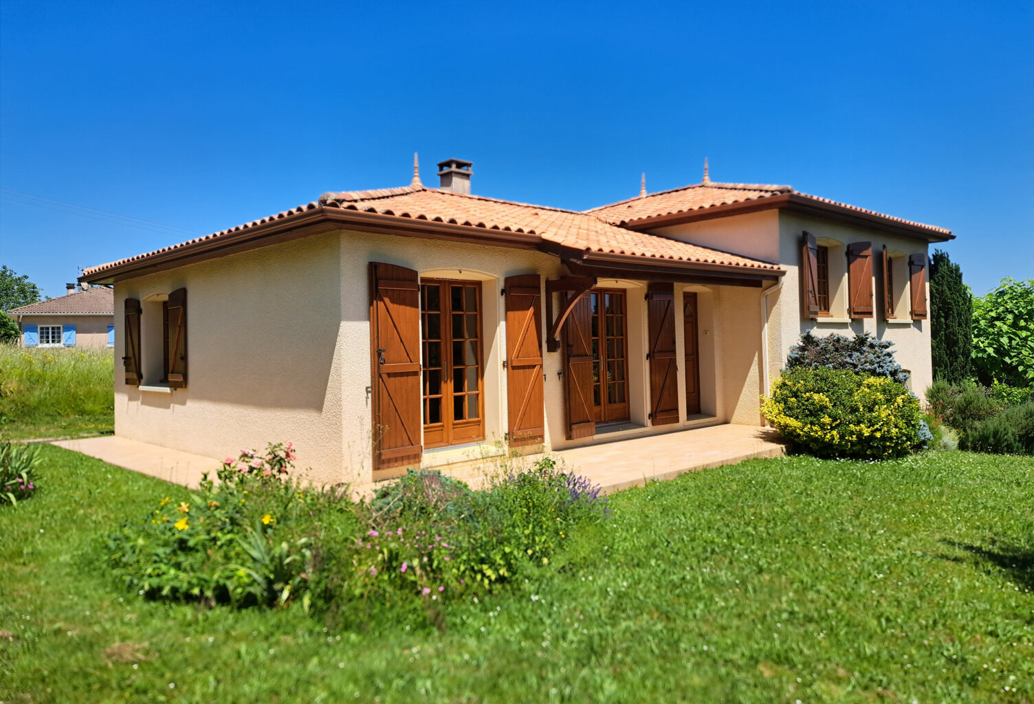 Maison T4 - 98 m2 avec jardin arboré — photo 1
