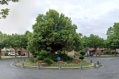 Garage  75000 €