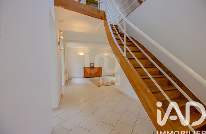 Vente Maison/villa 7 pièces — photo 2