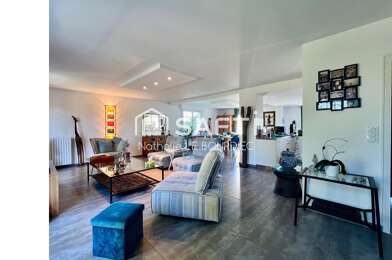Maison 8 pièces 598000 €