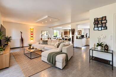 Maison 8 pièces 598000 €