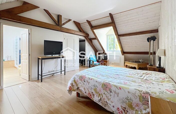PROPRIETE - 6 CH - PISCINE - DOUBLE GARAGE — photo 2