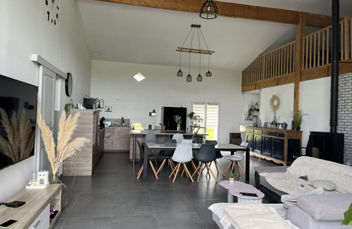 Maison en pierre de 8 pièces principales — photo 4