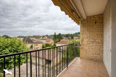 Appartement 4 pièces 160060 €