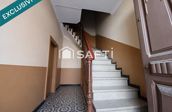 Maison de ville 4 chambres à rénover - Grand garage, sous-sol, petit extérieur, quartier recherché. — photo 4