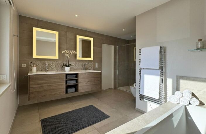 VILLA D'ARCHITECTE PRESTIGE À LEYMEN (3 MIN SUISSE) / 218 m² habitables / Terrain de 35,42 ares (dont 20 ares constructibles ) — photo 2